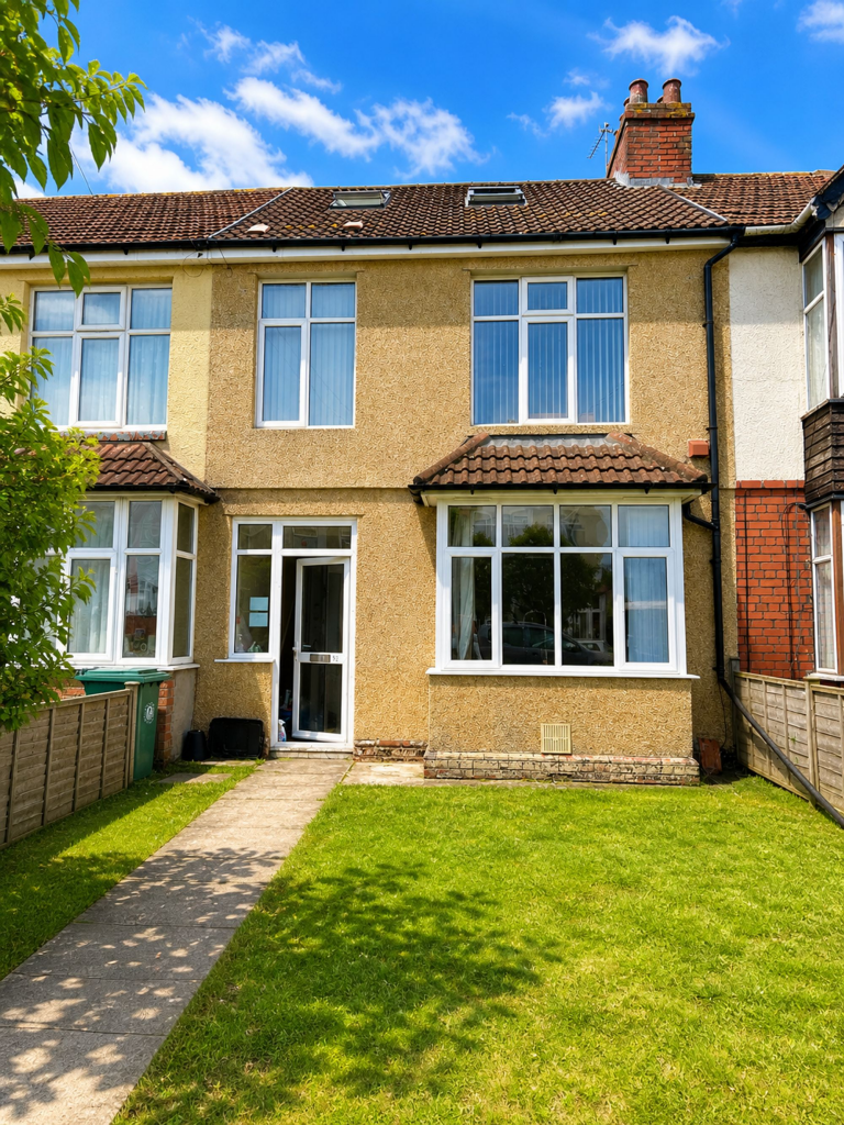 5 bed Mid Terraced House for rent in Bristol. From Acen Properties - Bristol