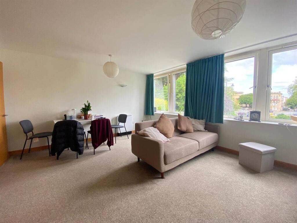 2 bed Apartment for rent in Bristol. From Acen Properties - Bristol