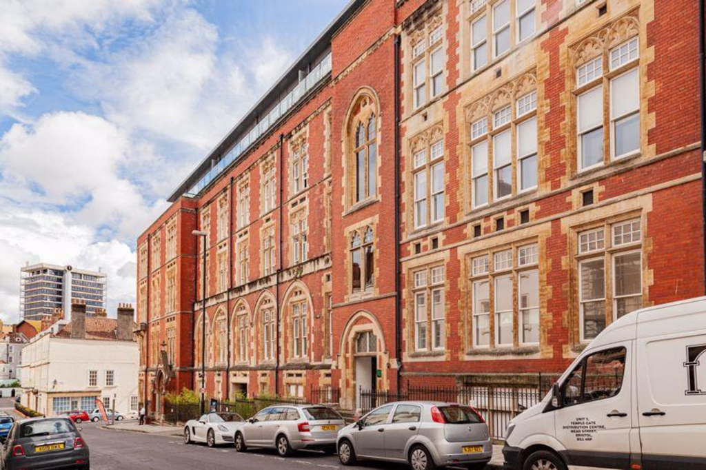 2 bed 1st Floor Flat for rent in Bristol. From Acen Properties - Bristol