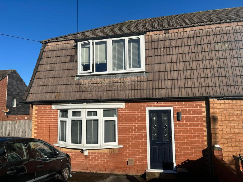 4 bed End of Terrace for rent in Filton. From Xeno Property - Bristol