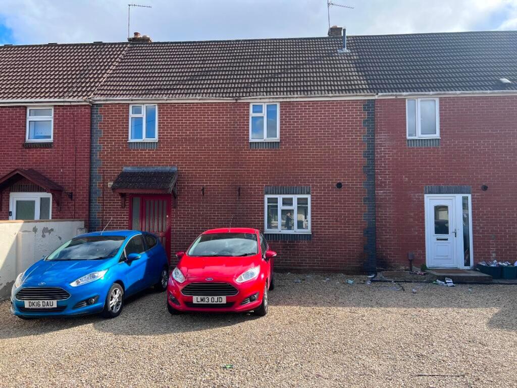 6 bed Mid Terraced House for rent in Filton. From Xeno Property - Bristol 6 bed Mid Terraced House for rent in Filton. From Xeno Property - Bristol
