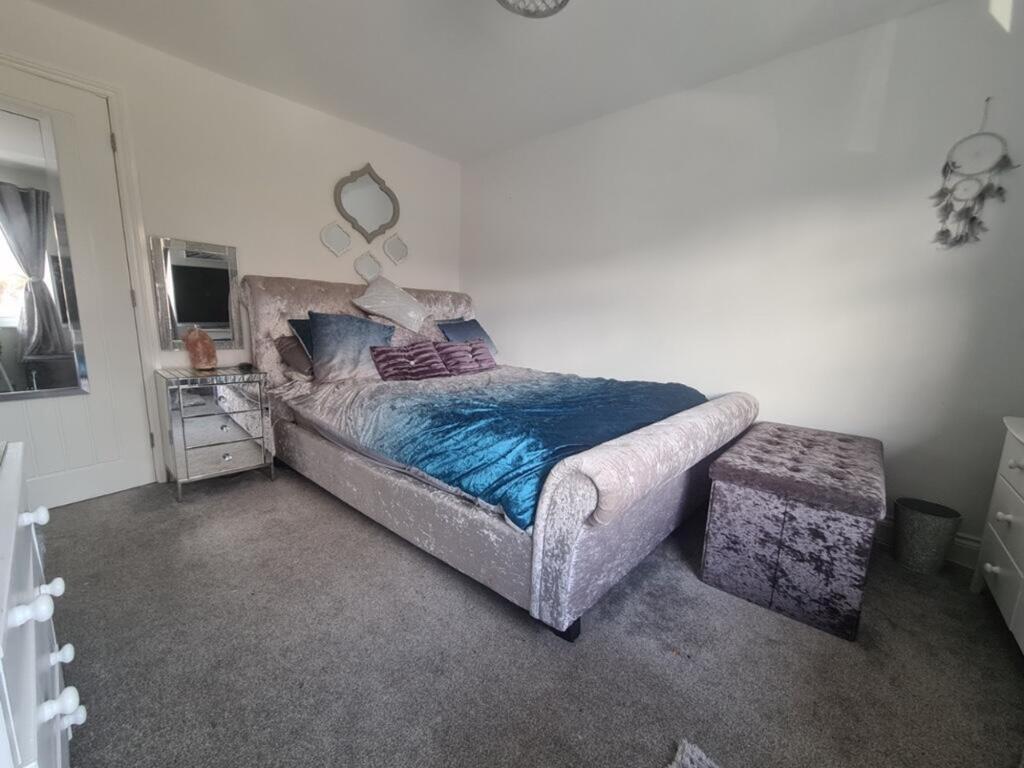 1 bed Mid Terraced House for rent in Bristol. From Xeno Property - Bristol