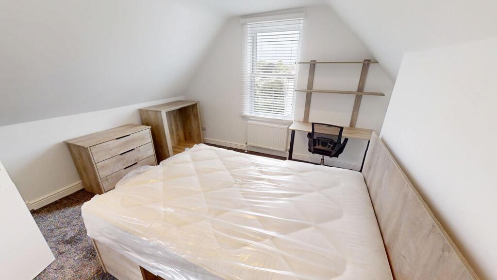 4 bed Mid Terraced House for rent in . From Xeno Property - Bristol