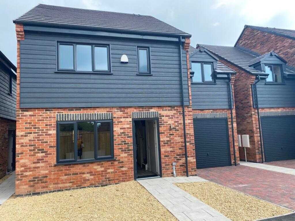 1 bed Detached for rent in Hambrook. From Xeno Property - Bristol