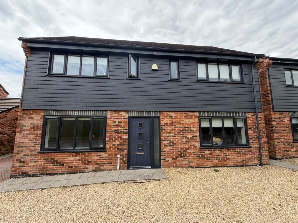 1 bed Detached for rent in Hambrook. From Xeno Property - Bristol