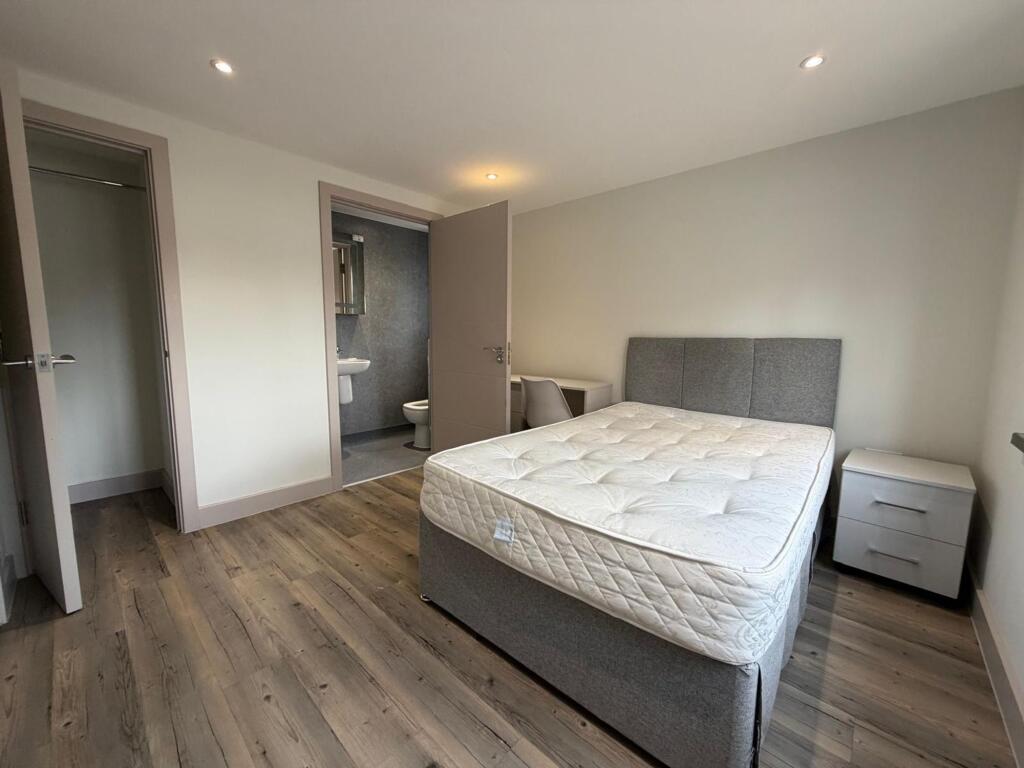 1 bed Detached for rent in Hambrook. From Xeno Property - Bristol