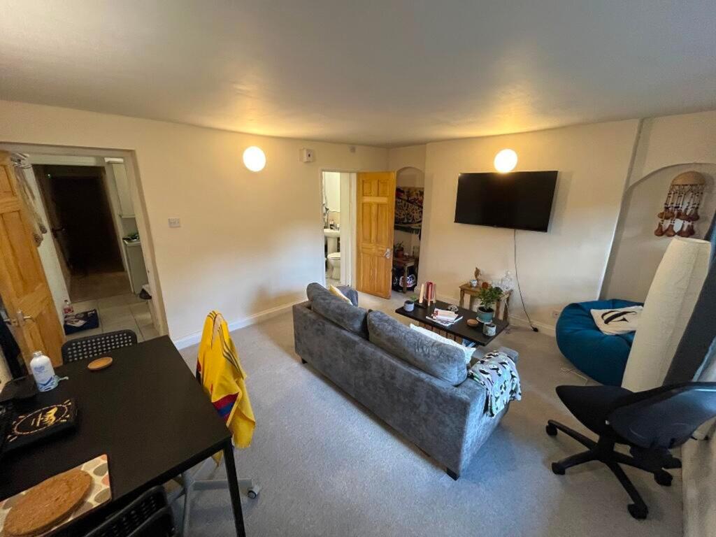 1 bed 1st Floor Flat for rent in Bristol. From Xeno Property - Bristol
