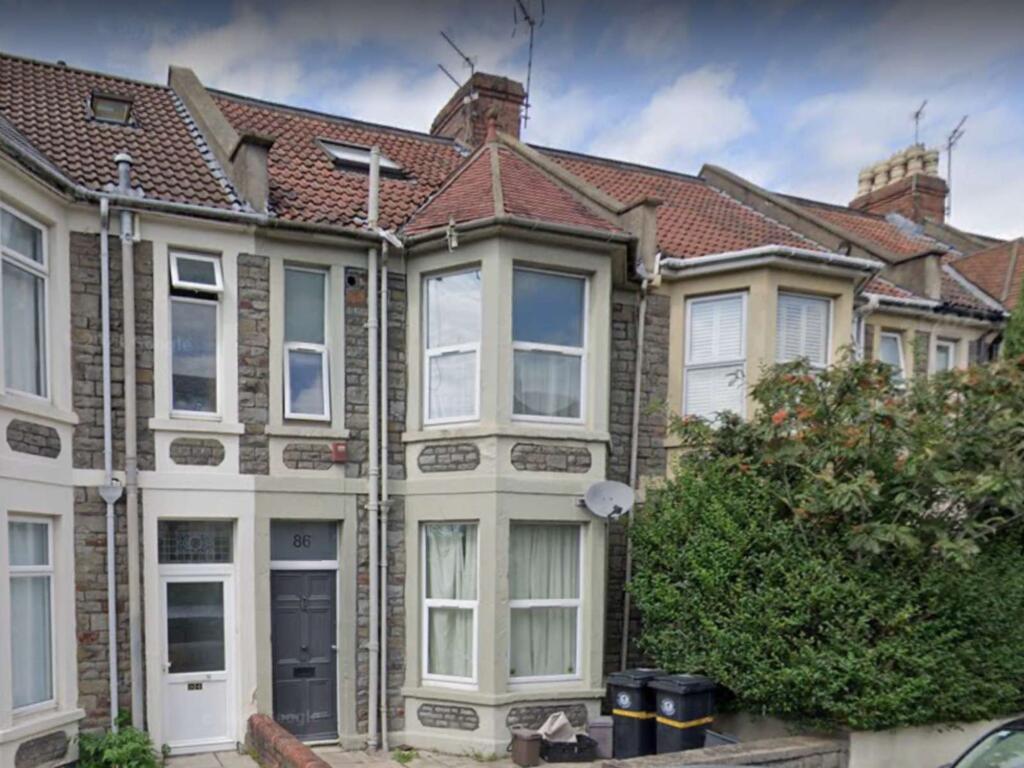 6 bed Mid Terraced House for rent in Bristol. From Xeno Property - Bristol