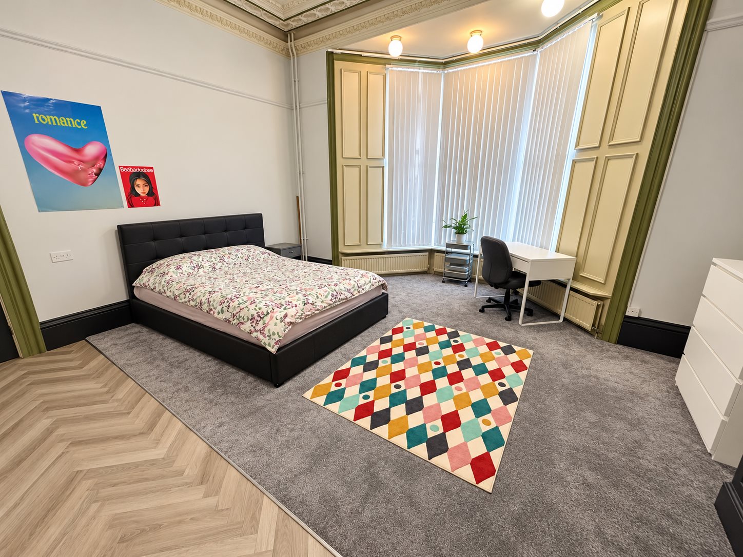 8 bed Mid Terraced House for rent in Newcastle upon Tyne. From MyHoouse