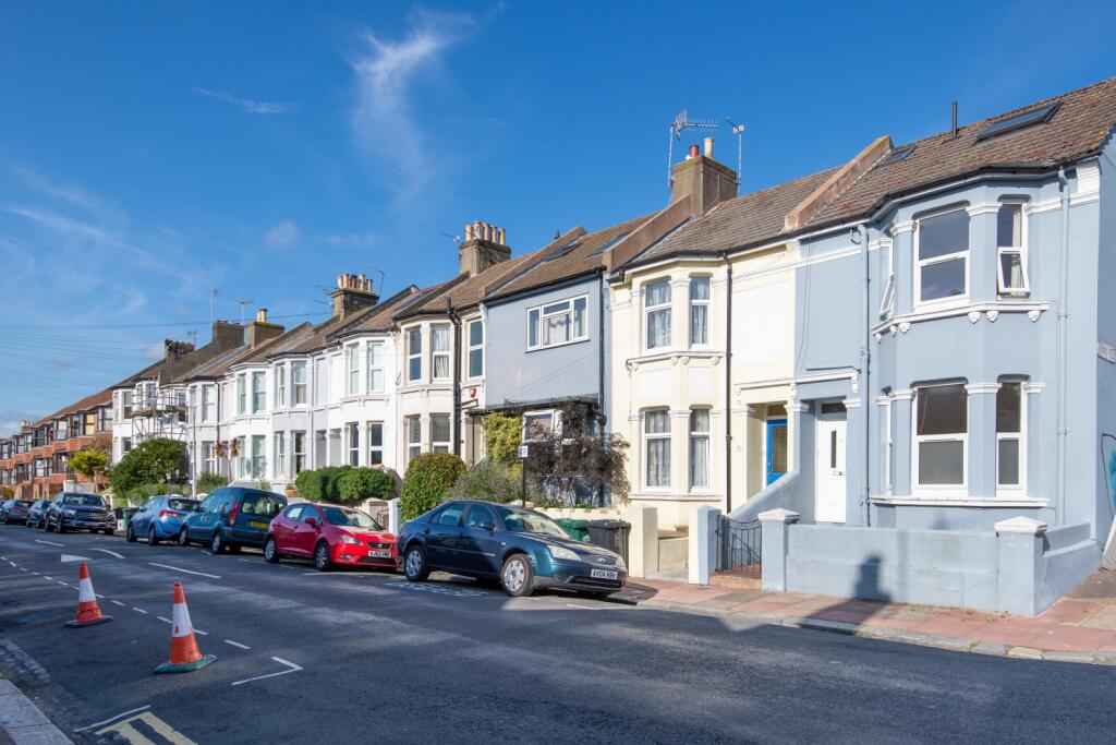 7 bed End of Terrace for rent in Ovingdean. From G4 Lets - Brighton 7 bed End of Terrace for rent in Ovingdean. From G4 Lets - Brighton