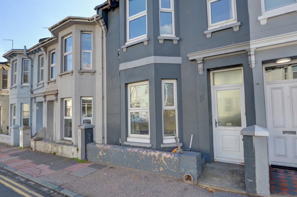 7 bed Mid Terraced House for rent in Brighton and Hove. From G4 Lets - Brighton