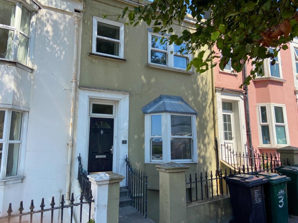 7 bed Mid Terraced House for rent in Ovingdean. From G4 Lets - Brighton 7 bed Mid Terraced House for rent in Ovingdean. From G4 Lets - Brighton