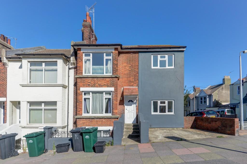 8 bed Mid Terraced House for rent in Ovingdean. From G4 Lets - Brighton