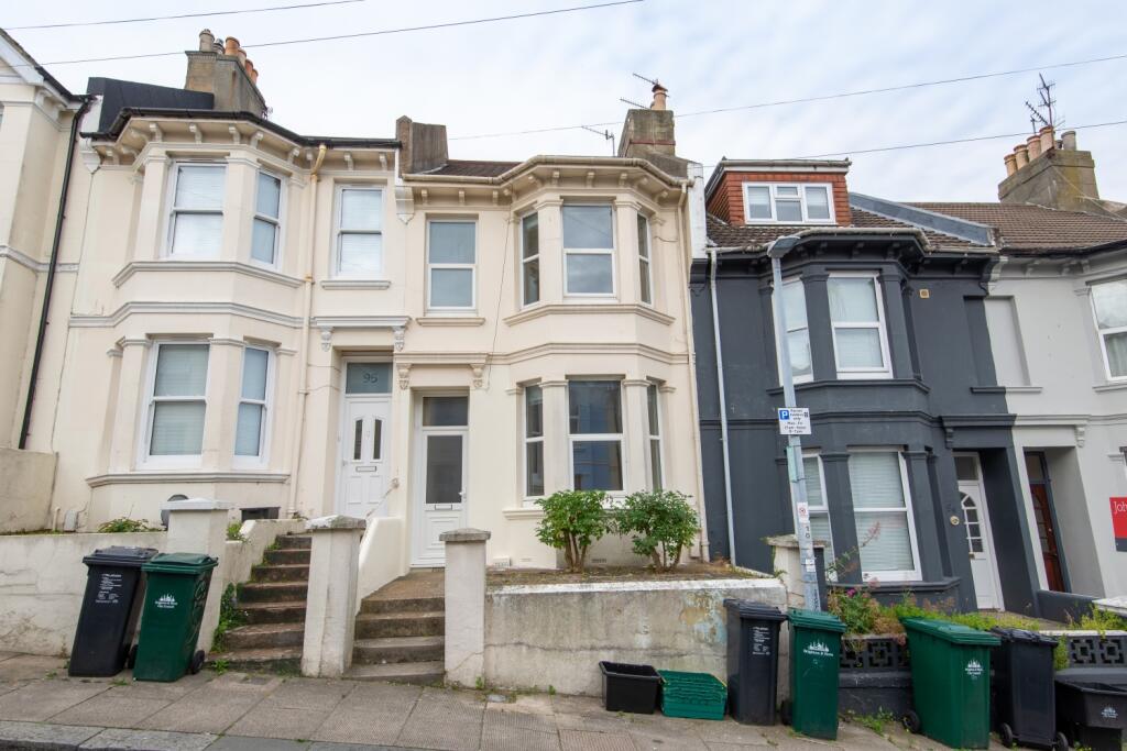 7 bed Mid Terraced House for rent in Ovingdean. From G4 Lets - Brighton 7 bed Mid Terraced House for rent in Ovingdean. From G4 Lets - Brighton