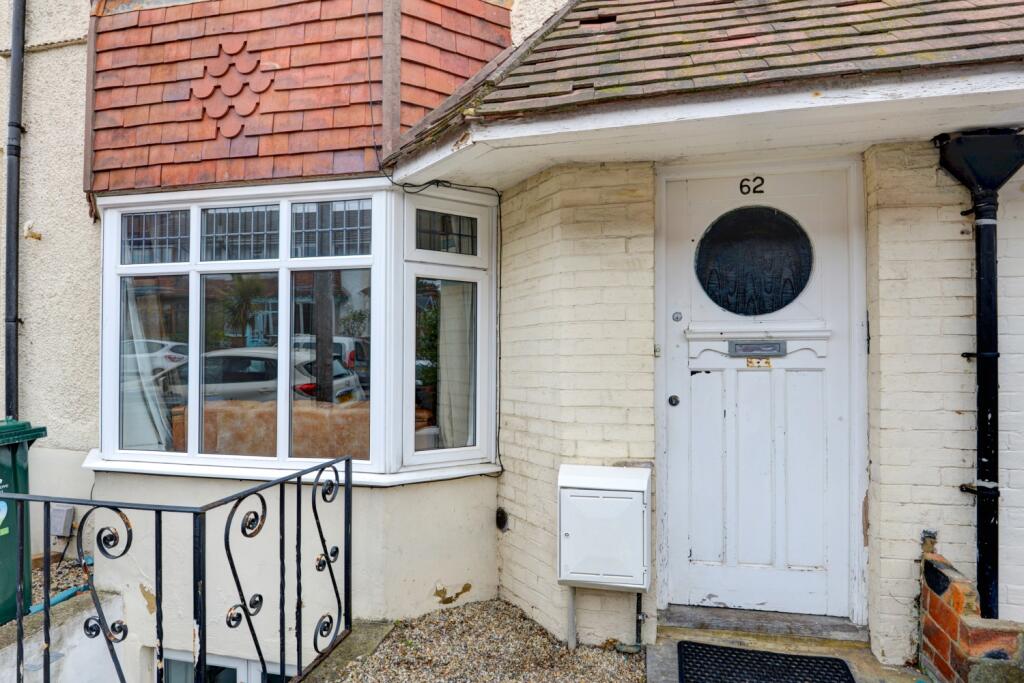 9 bed Mid Terraced House for rent in Brighton and Hove. From G4 Lets - Brighton