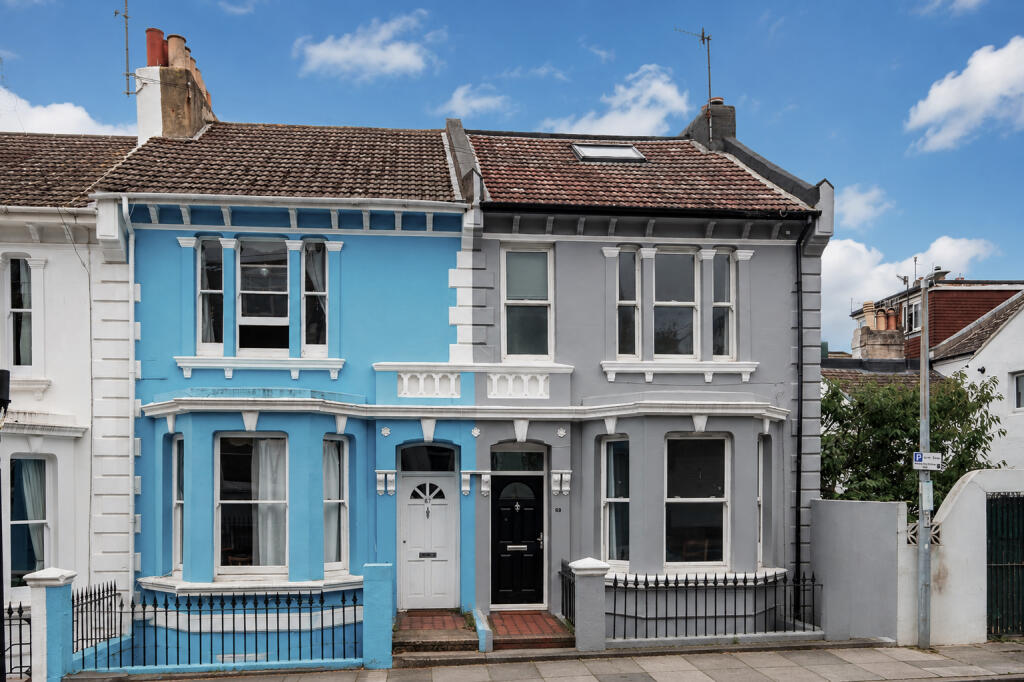 8 bed Mid Terraced House for rent in Brighton and Hove. From G4 Lets - Brighton