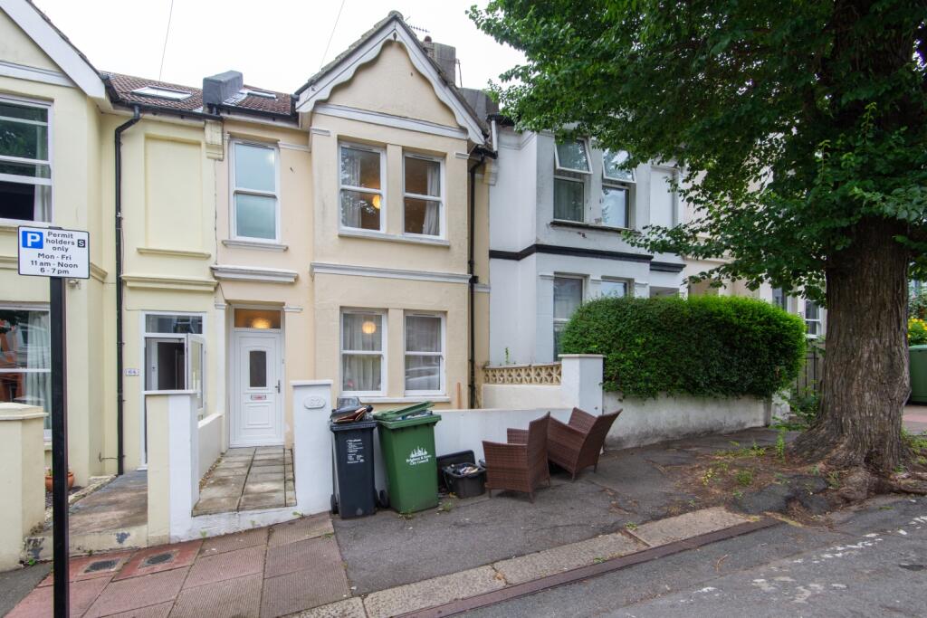 6 bed Mid Terraced House for rent in Ovingdean. From G4 Lets - Brighton