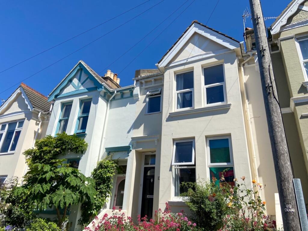 6 bed Mid Terraced House for rent in Ovingdean. From G4 Lets - Brighton