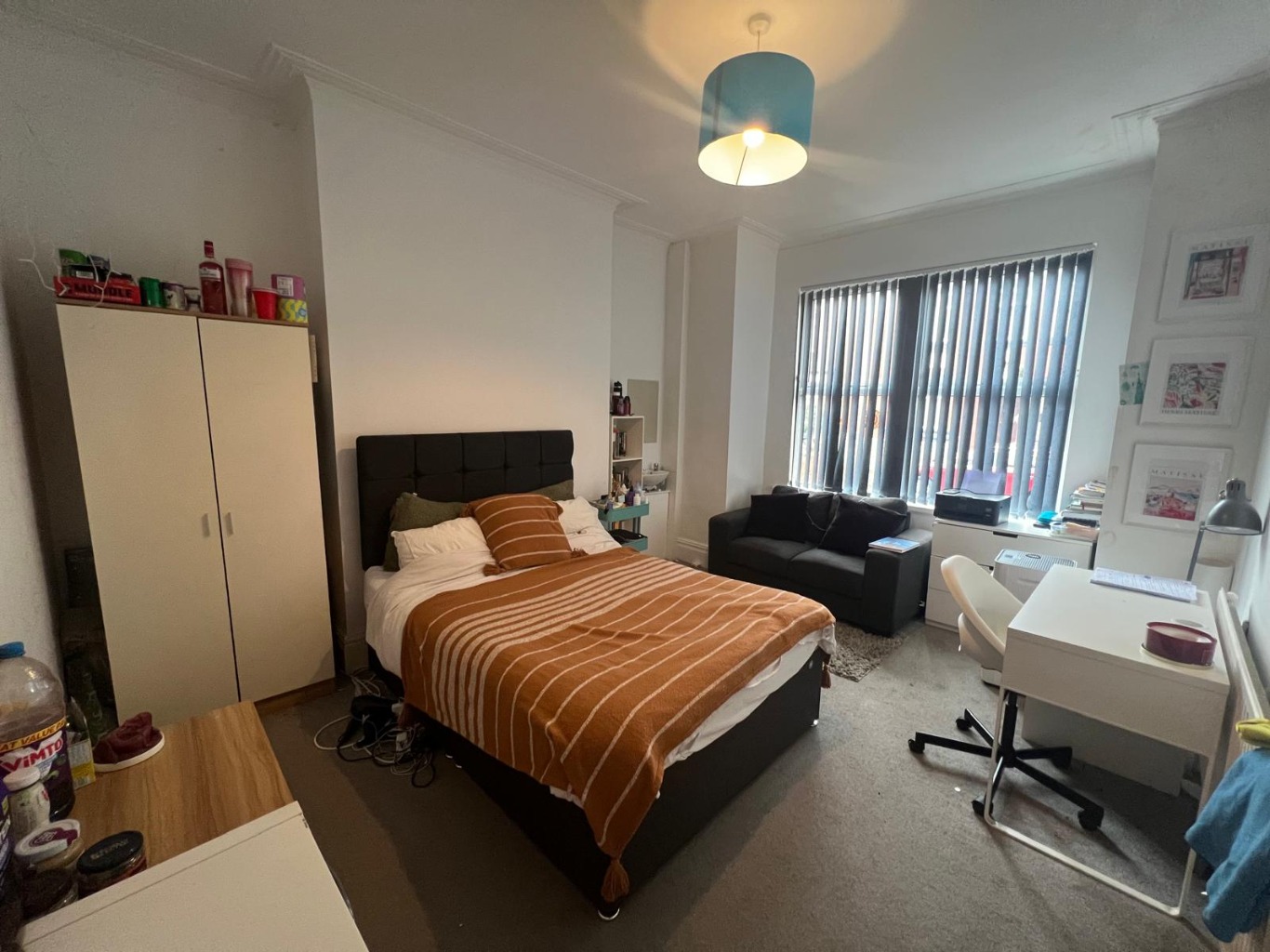 6 bed Mid Terraced House for rent in Manchester. From Scorah Properties