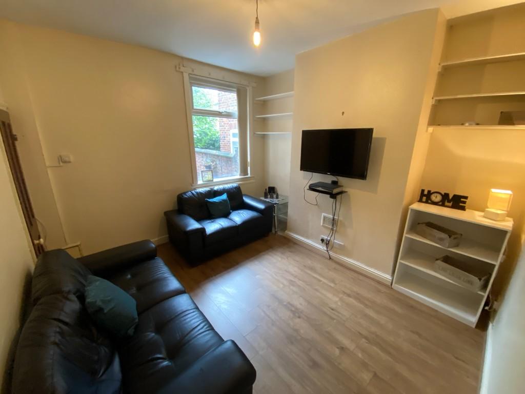3 bed House Share for rent in Gatley. From Homes2share - Manchester 3 bed House Share for rent in Gatley. From Homes2share - Manchester