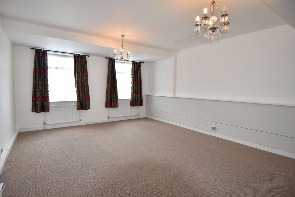 4 bed 1st Floor Flat for rent in Stapleton. From Lets Rent Bristol - Bristol
