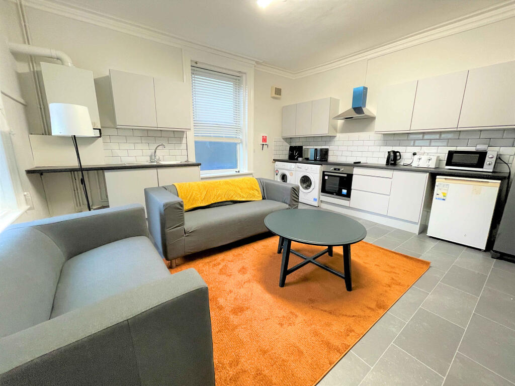 6 bed House Share for rent in Sheffield. From M3 Lettings - Sheffield