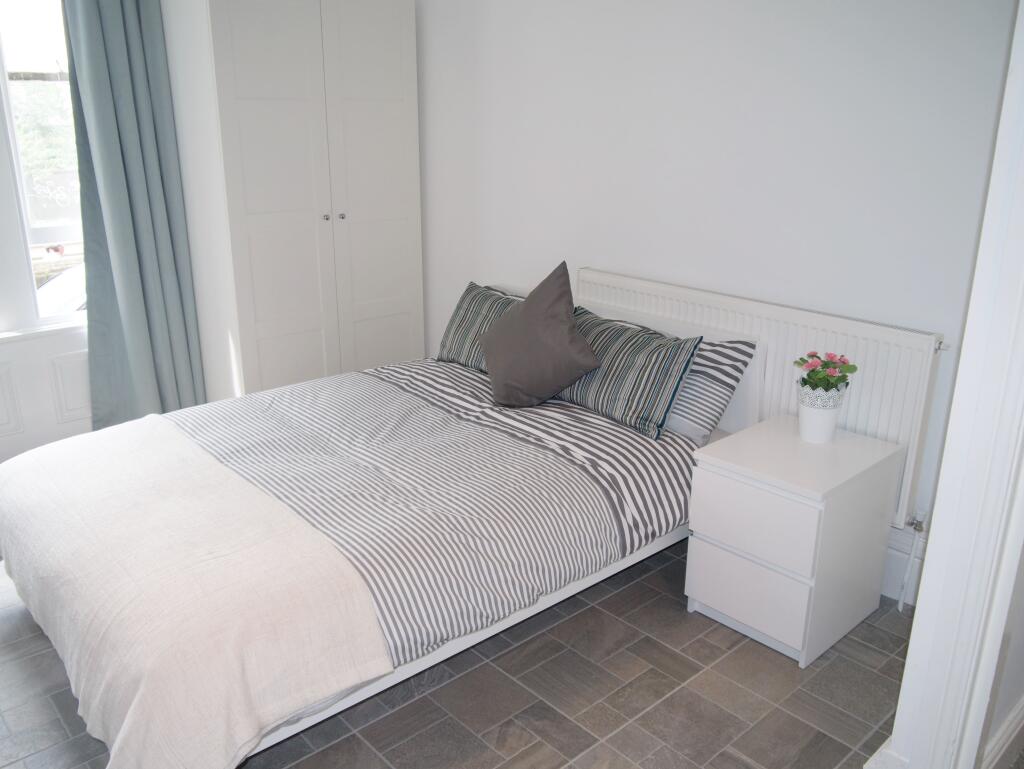 4 bed Studio for rent in Leeds. From Samara Lettings - Leeds 4 bed Studio for rent in Leeds. From Samara Lettings - Leeds