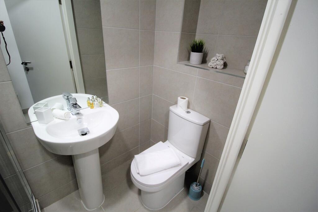 3 bed 1st Floor Flat for rent in Leeds. From Samara Lettings - Leeds