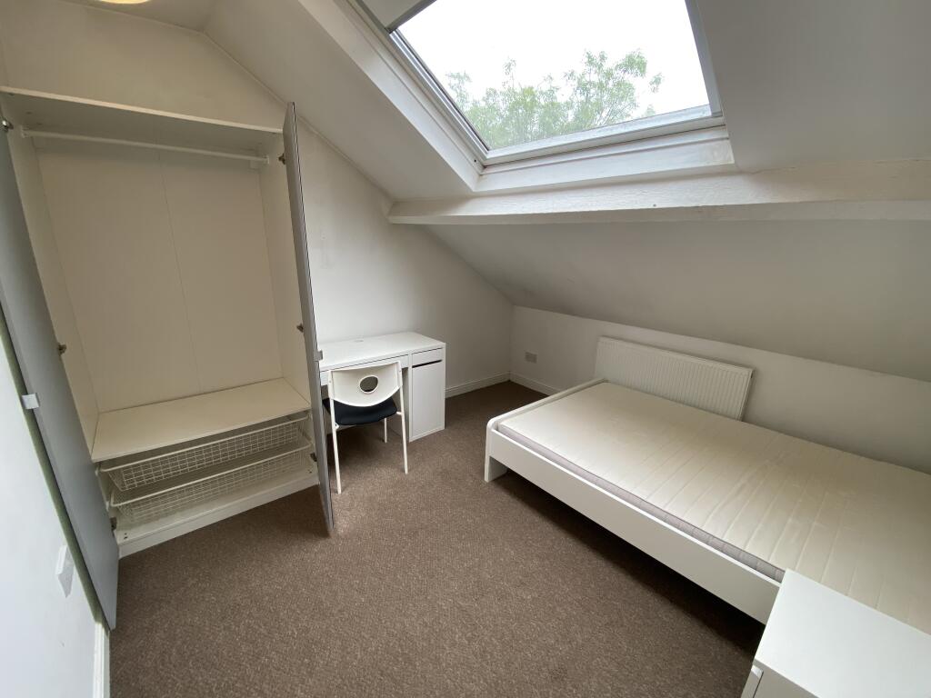 5 bed 1st Floor Flat for rent in Leeds. From Samara Lettings - Leeds