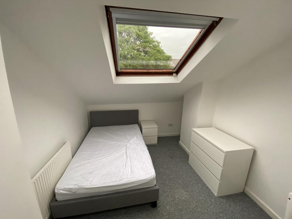 4 bed 1st Floor Flat for rent in Leeds. From Samara Lettings - Leeds