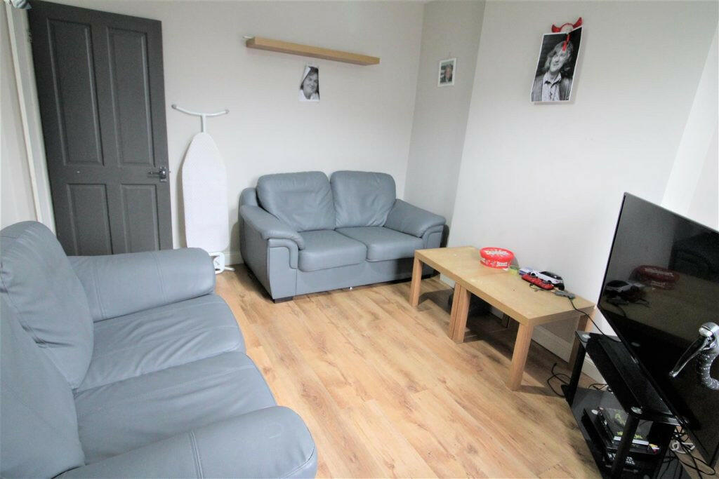 5 bed Detached for rent in Lancaster. From Lancaster Student Lettings