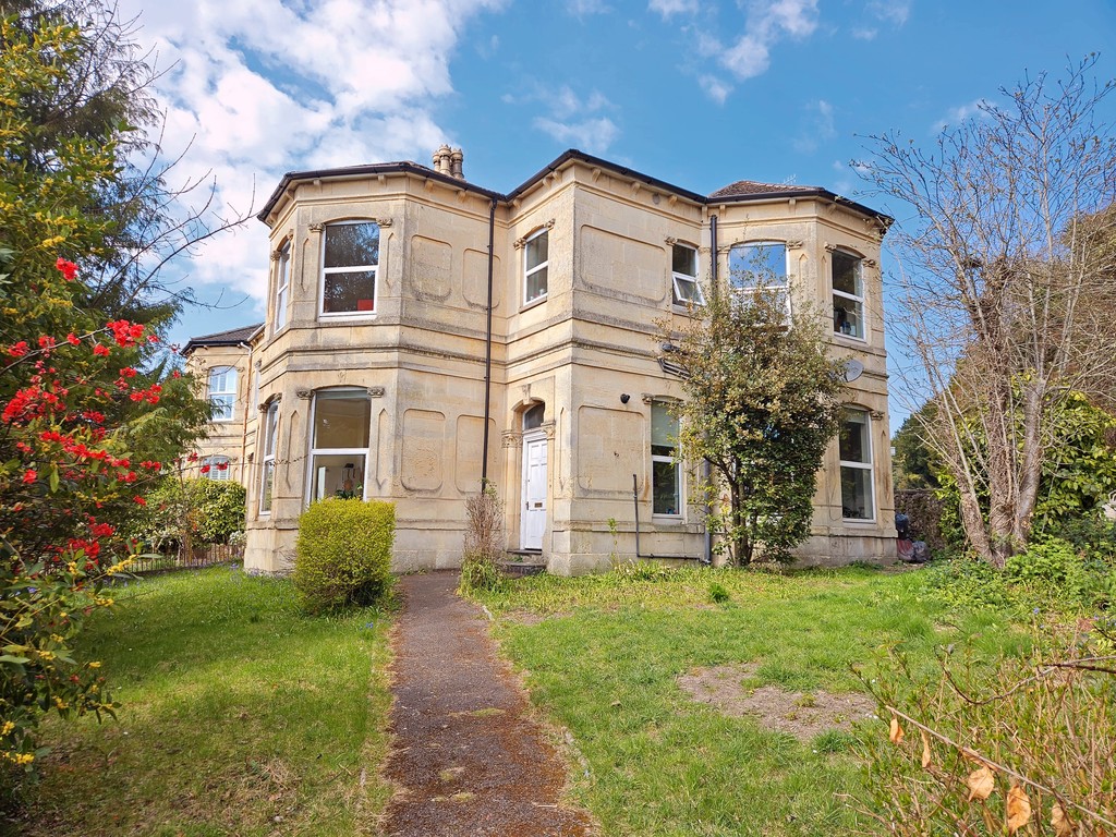 5 bed Villa for rent in Bath & North East Somerset. From Martin & Co - Bath 5 bed Villa for rent in Bath & North East Somerset. From Martin & Co - Bath