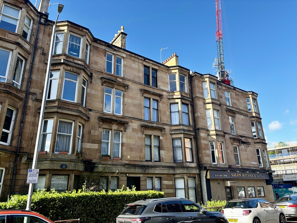 4 bed 1st Floor Flat for rent in Glasgow. From Martin & Co - Glasgow West End