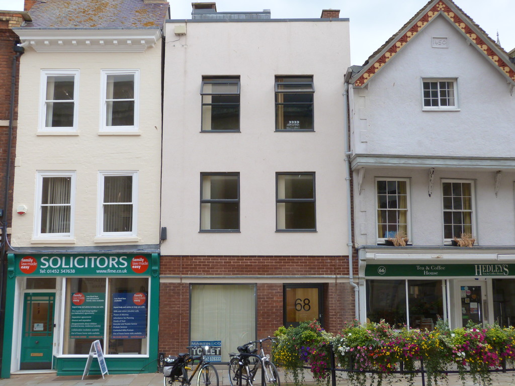 1 bed Flat Share for rent in Gloucester. From Martin & Co - Gloucester