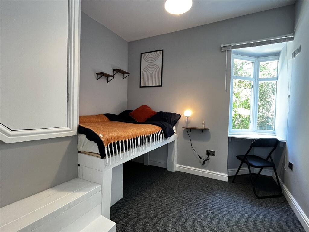 1 bed Mid Terraced House for rent in Newcastle-under-Lyme. From Whitegates - Macclesfield 1 bed Mid Terraced House for rent in Newcastle-under-Lyme. From Whitegates - Macclesfield