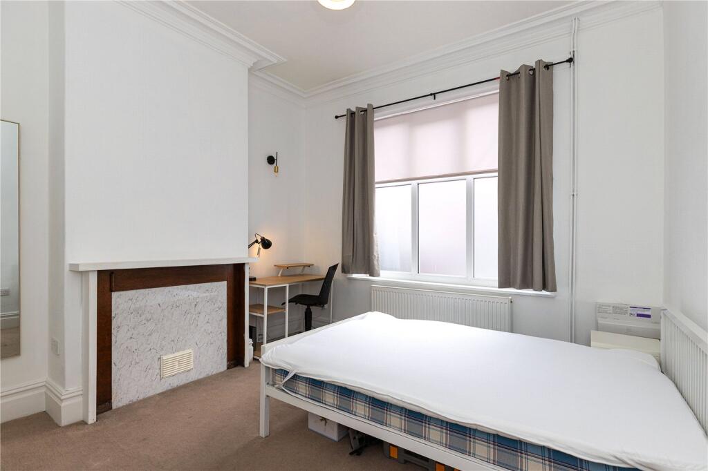 1 bed Mid Terraced House for rent in Newcastle-under-Lyme. From Whitegates - Macclesfield 1 bed Mid Terraced House for rent in Newcastle-under-Lyme. From Whitegates - Macclesfield