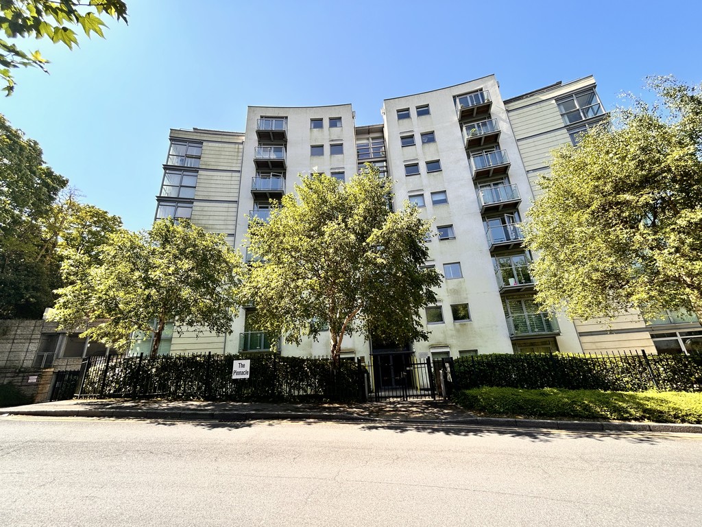 2 bed Apartment for rent in Bournemouth. From Martin & Co - Bournemouth 2 bed Apartment for rent in Bournemouth. From Martin & Co - Bournemouth
