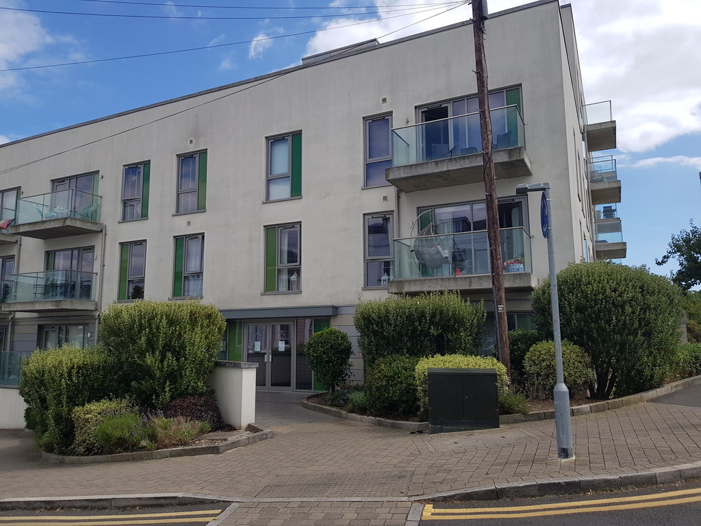2 bed Ground Floor Flat for rent in Dorset. From Martin & Co - Bournemouth