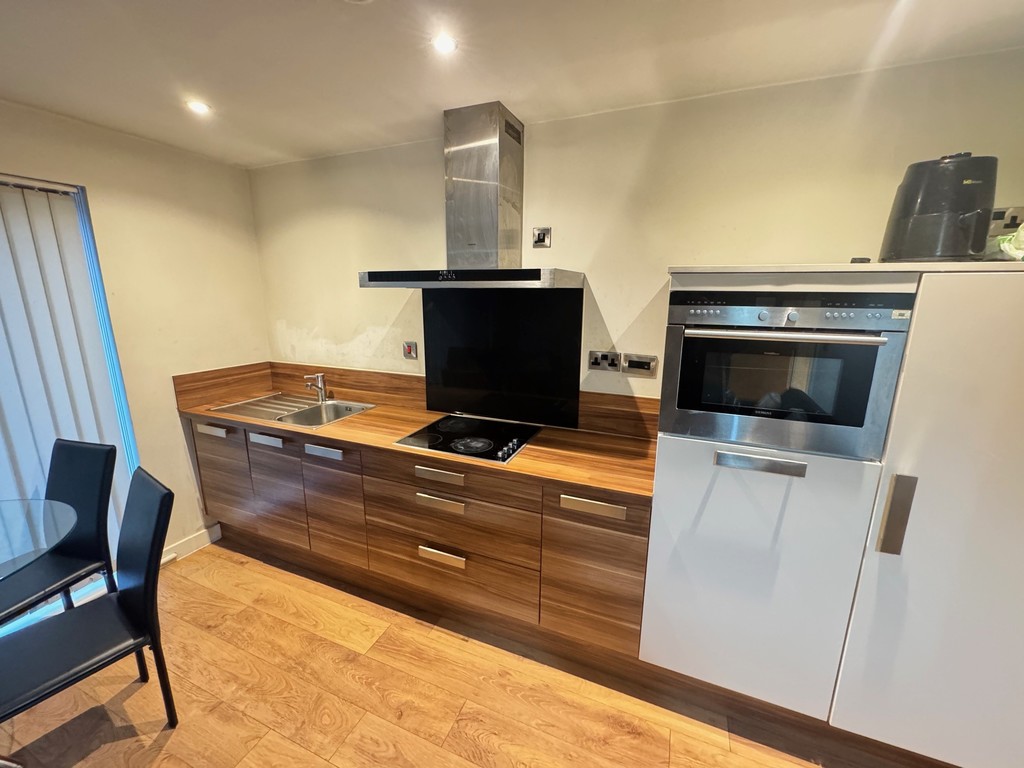 1 bed 1st Floor Flat for rent in South Yorkshire. From Martin & Co - Sheffield City