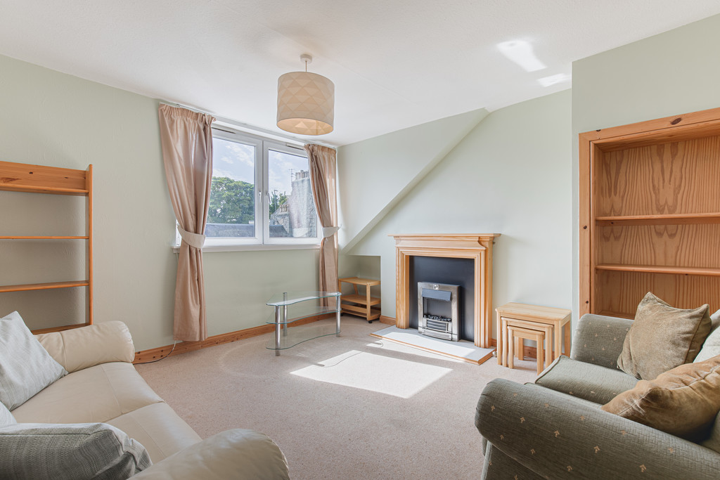 2 bed 1st Floor Flat for rent in Aberdeen. From Martin & Co - Aberdeen 2 bed 1st Floor Flat for rent in Aberdeen. From Martin & Co - Aberdeen