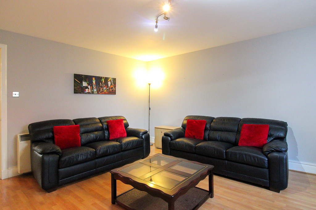 2 bed Apartment for rent in Aberdeen. From Martin & Co - Aberdeen