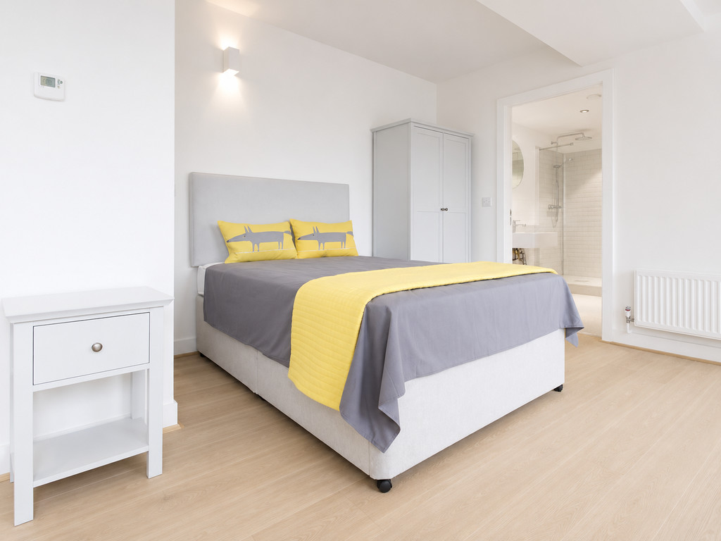 1 bed Studio for rent in Oxfordshire. From Martin & Co - Oxford 1 bed Studio for rent in Oxfordshire. From Martin & Co - Oxford