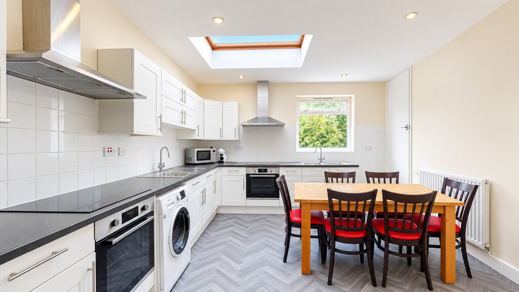 6 bed Apartment for rent in Sandford-on-Thames. From Martin & Co - Oxford 6 bed Apartment for rent in Sandford-on-Thames. From Martin & Co - Oxford
