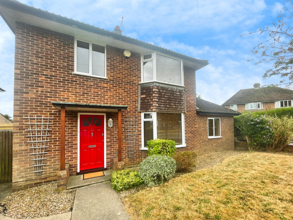 4 bed Detached for rent in Kent. From Martin & Co - Canterbury