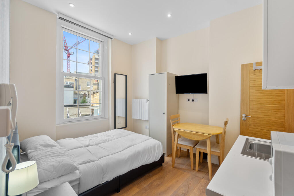 4 bed Apartment for rent in London. From Martin & Co - Camden 4 bed Apartment for rent in London. From Martin & Co - Camden