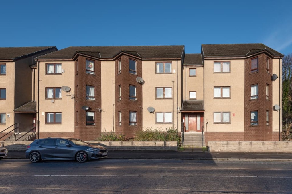 2 bed Apartment for rent in Inveraldie. From Martin & Co - Dundee