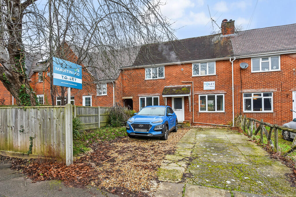 4 bed House Share for rent in Harestock. From Martin & Co - Winchester