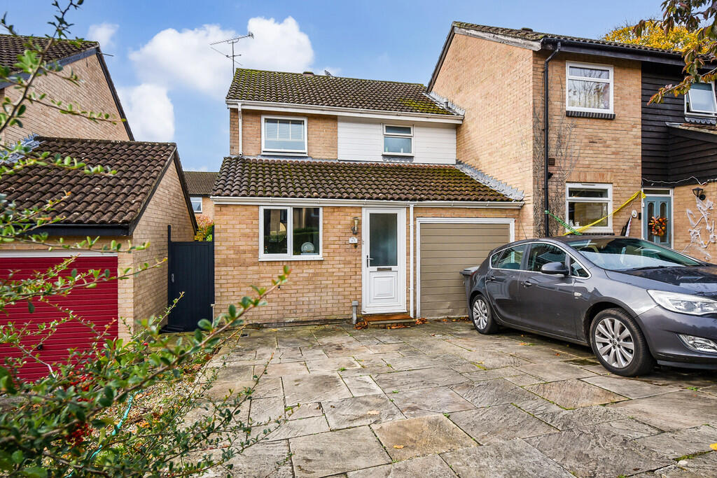 5 bed House Share for rent in Winchester. From Martin & Co - Winchester