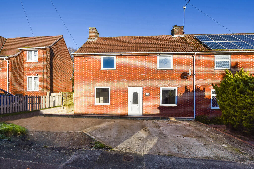 7 bed Semi Detached for rent in Winchester. From Martin & Co - Winchester