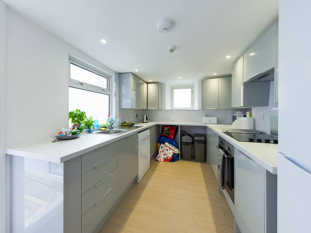 5 bed House Share for rent in Plymouth. From Martin & Co - Plymouth 5 bed House Share for rent in Plymouth. From Martin & Co - Plymouth